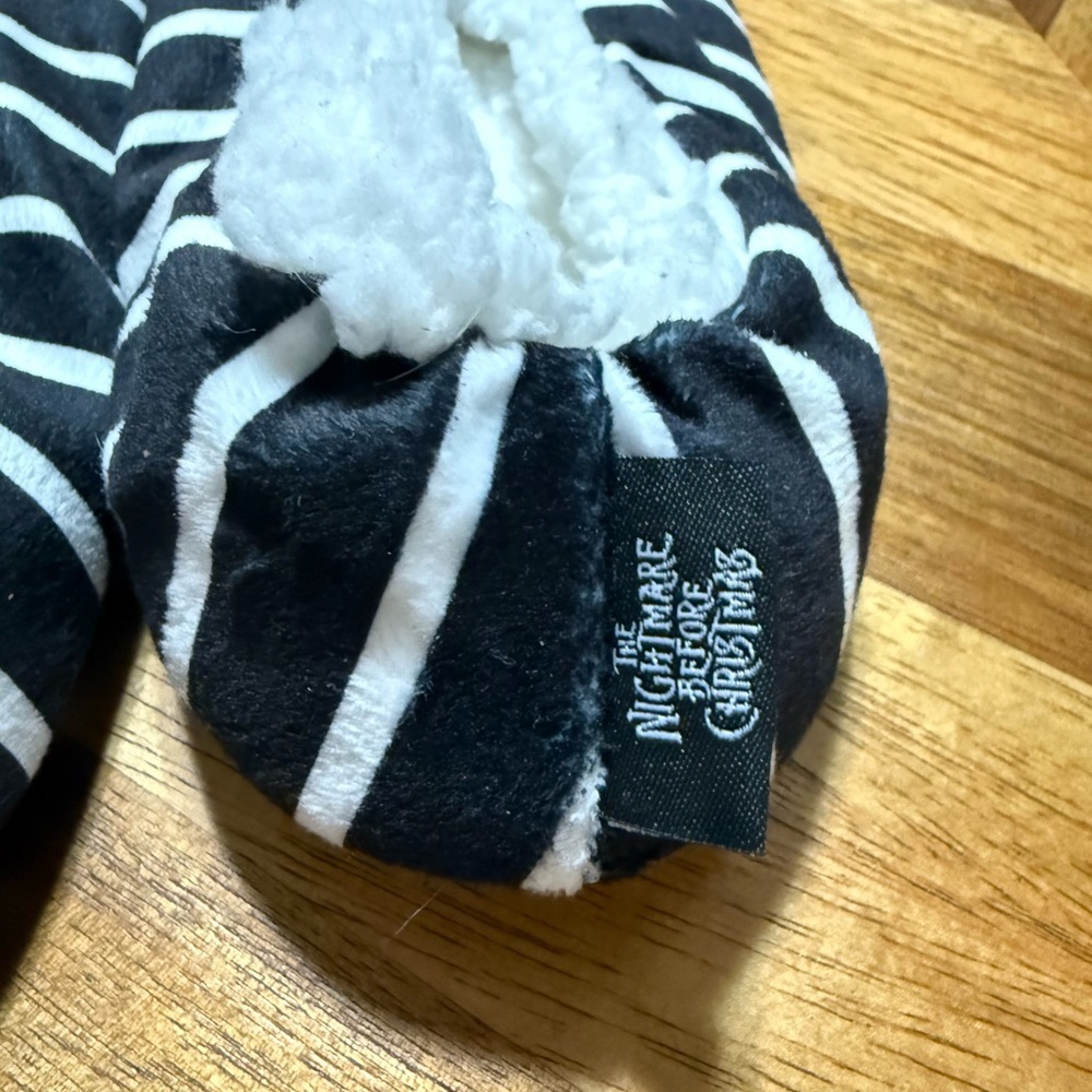 Jack Skellington Slipper Socks - Disney Women Nightmare Before Christmas Size 7 - Picture 8 of 9